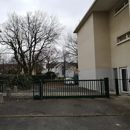 Joli - Parking Prive - Wifi Tres Debit - Au Calme Nantes