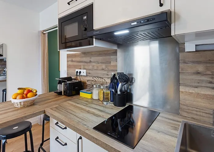 Apartman Joli - Parking Prive - Wifi Tres Debit - Au Calme Nantes