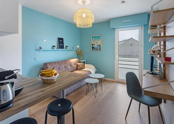 Apartman Joli - Parking Prive - Wifi Tres Debit - Au Calme