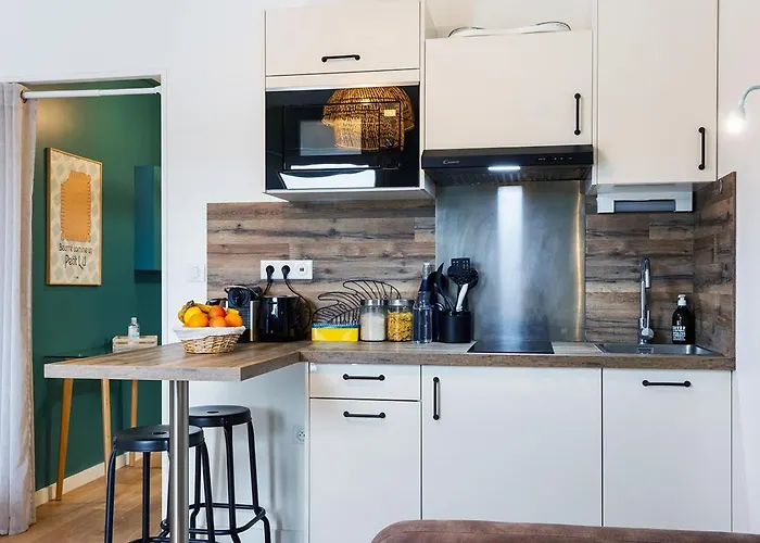 Joli - Parking Prive - Wifi Tres Debit - Au Calme Lejlighed